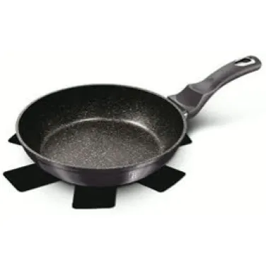 Serpenyő, 20 cm, Metallic Line Carbon Pro Edition AJÁNDÉK KARCOLÁSVÉDŐ (RENEW) (BH/6888N)